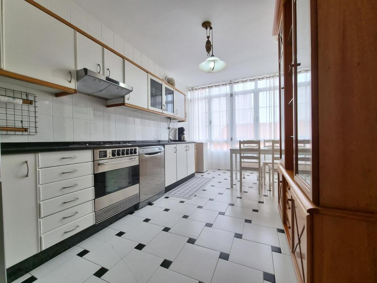 Piso De 3 Habitaciones A 3 Minutos De La Playa. リベイラ エクステリア 写真